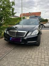 Mercedes-Benz E 350 CDI 4MATIC T, Massagesitz, AHK, Panoramada - Mercedes-Benz E 350 in Braunschweig
