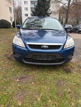 Ford Focus 1,6 Diesel Euro 5 - Ford Focus mit Diesel-Antrieb: Kleinwagen, mit Klimaanlage