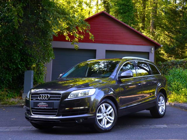 Audi Q7 3.0 TDI quattro S-Line Paket*7-Sitzer+AHK*