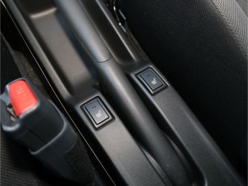 Suzuki Swift 1.2 Dualjet Hybrid Kamera Navi