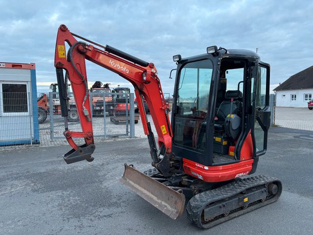 Kubota U20-3 ,erst 996Std, Bj.21 ,SW ,TL