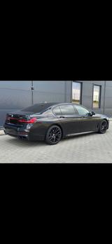 BMW 750Li -M Paket Facelift Modell  - BMW 7er Reihe: Facelift