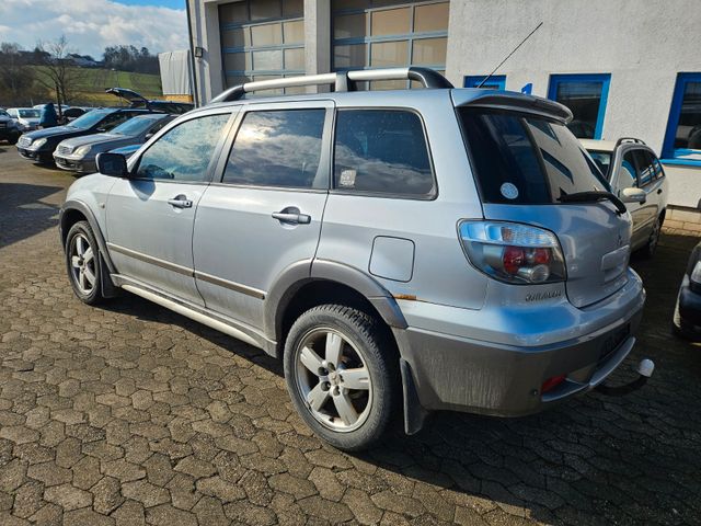 Mitsubishi Outlander 2,4 l Allrad#BASTLER-KFZ-KEIN TÜV#