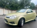 Opel Tigra Twintop 1.4 - Opel Corsa: Cabrio