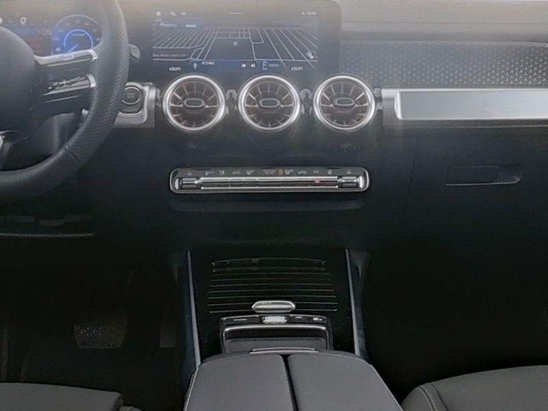 Fahrzeugabbildung Mercedes-Benz EQB 350 4M NIGHT*PANO*AHK*KEYL*TOTW*KAM*LED