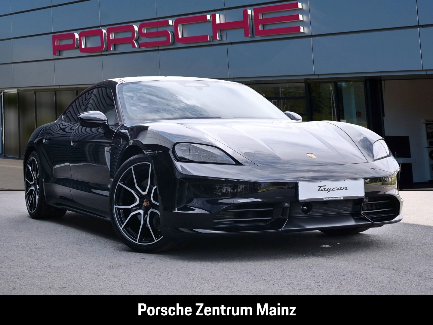 Porsche Taycan Black Edition InnoDrive Soft-Close BOSE imagem 2