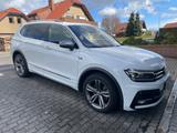 Volkswagen Tiguan Allspace 2.0 TDI R Line 4MOTION