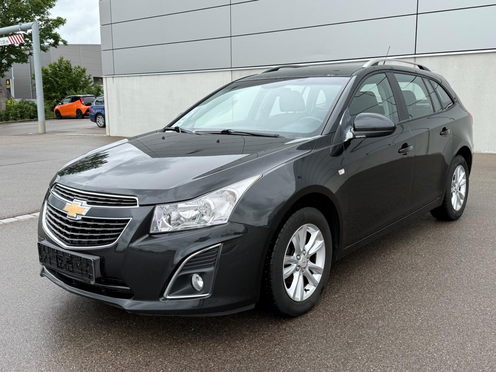 Chevrolet Cruze 1.4 Station Wagon LT+ NAVI R.KAM 8FACH-ALU