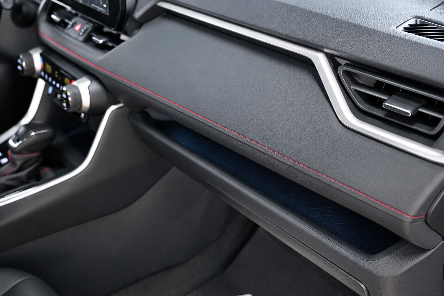 Fahrzeugabbildung Suzuki Across 2.5 Plug-In Hybrid Comfort+ E-Four/ACC/
