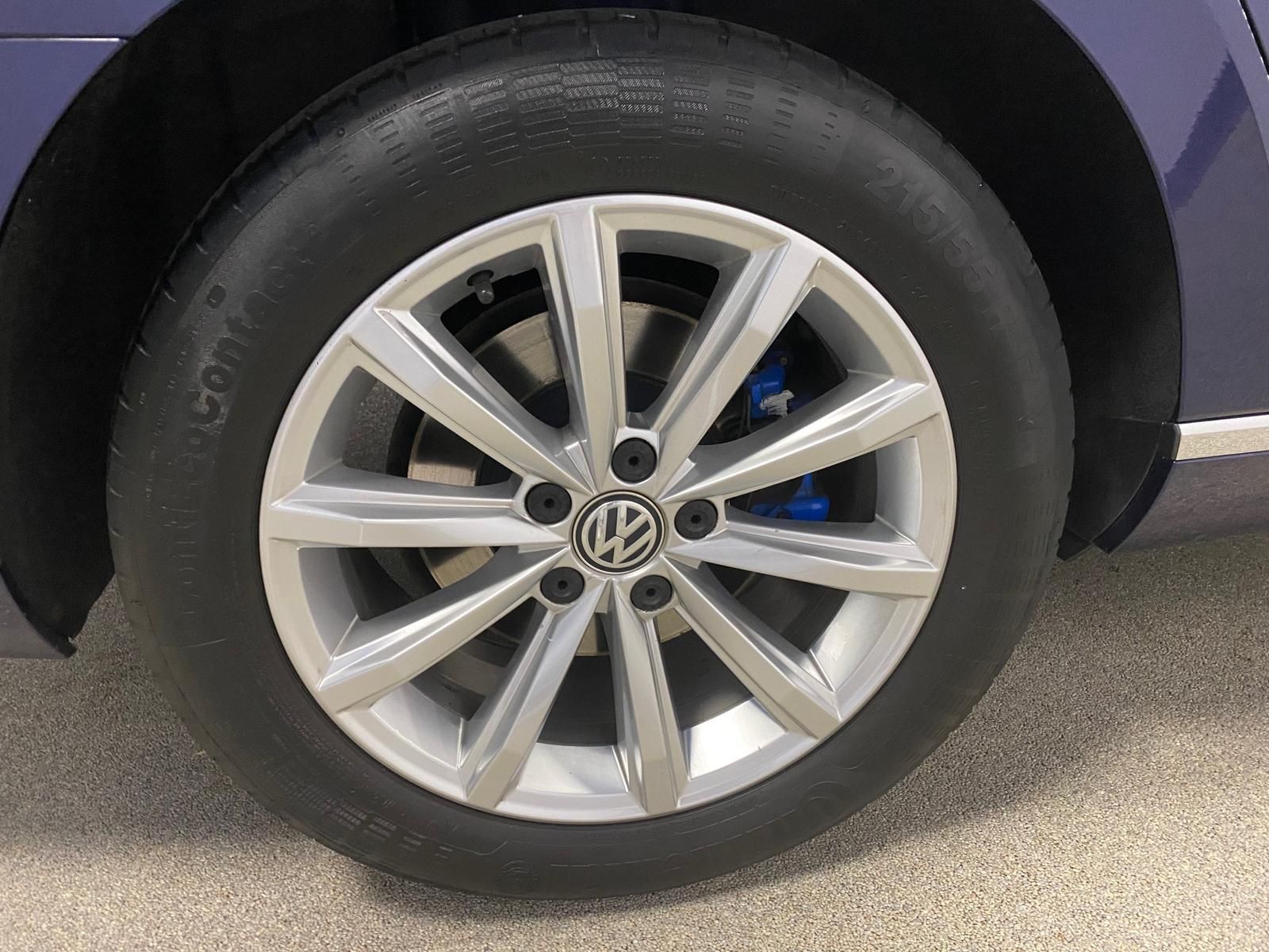 Fahrzeugabbildung Volkswagen Passat Variant 2.0 TDI Highline BMT/Start-Stopp