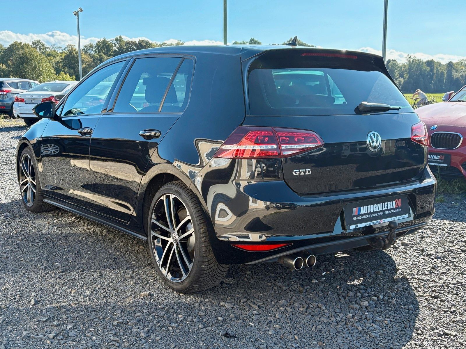 Fahrzeugabbildung Volkswagen Golf VII DSG GTD SPORT Navi Xenon 1.HAND AHK PDC