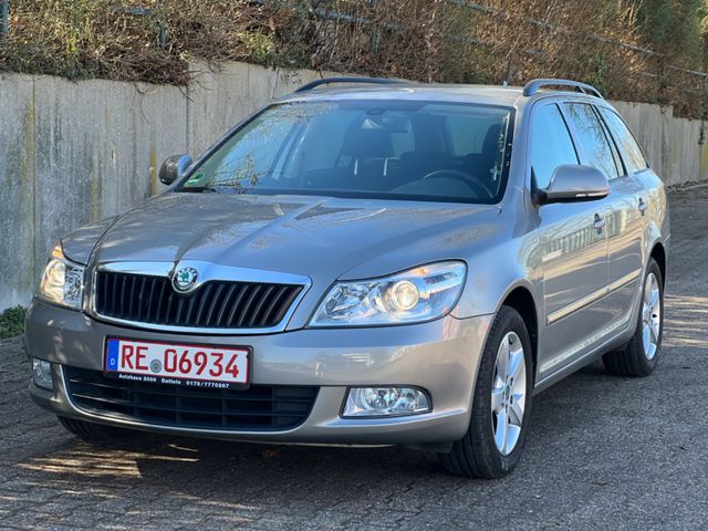 Skoda Octavia Combi Best of*1.HAND*PDC*SHZ*TEMPOMAT*