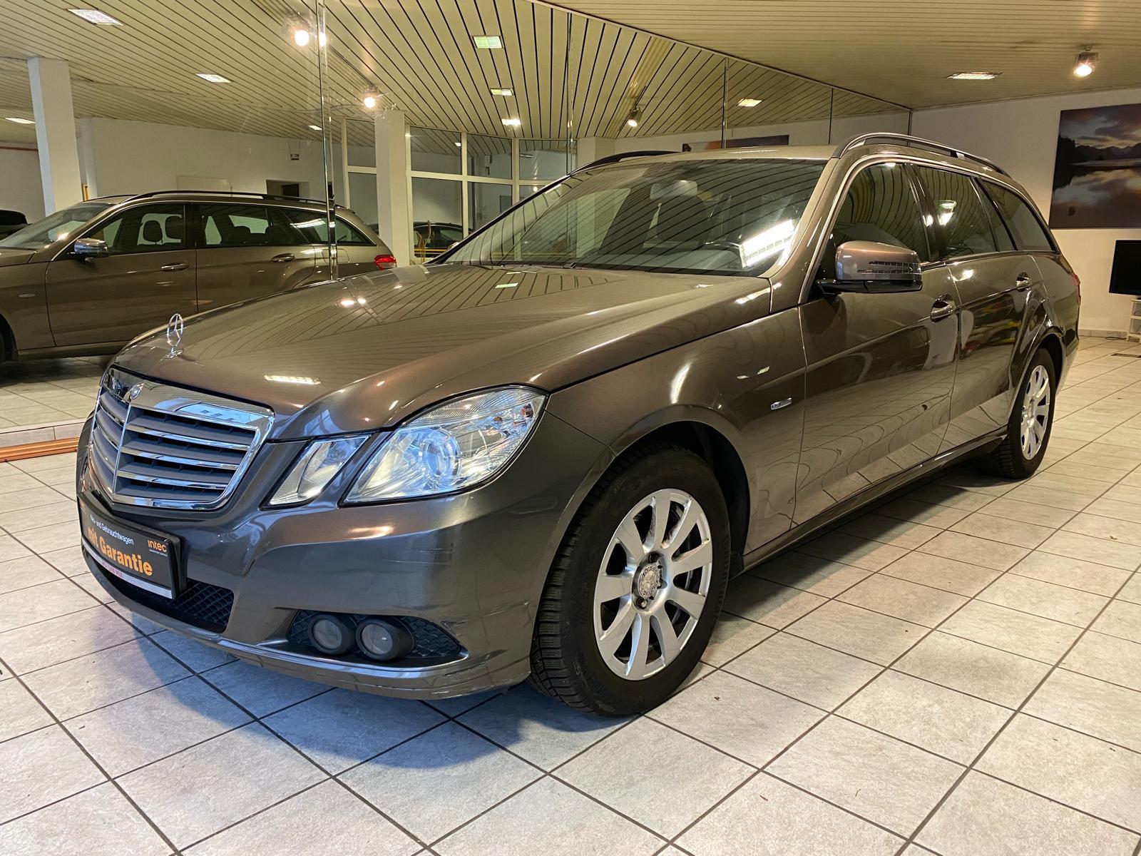 Mercedes-Benz E 220 CDI BlueEfficiency