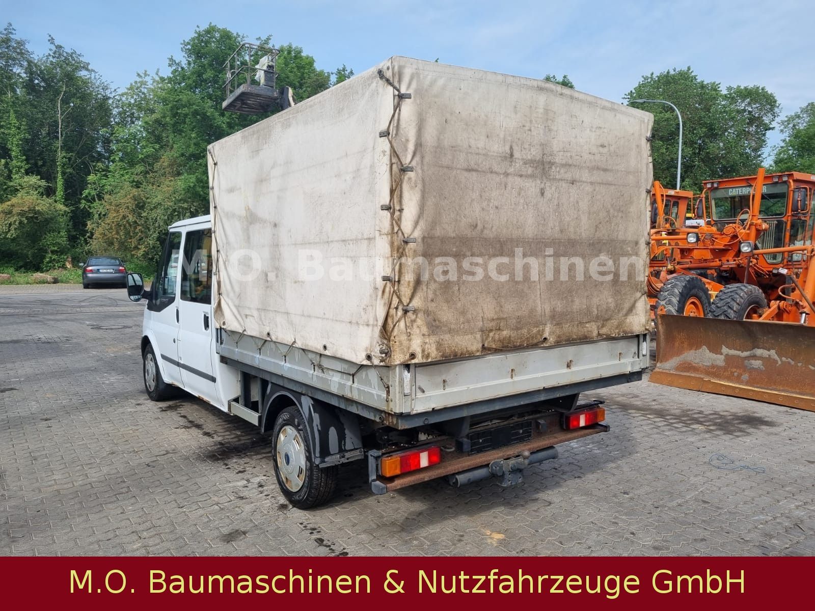 Fahrzeugabbildung Ford Transit Pritsche + Plane /  DOKA / 2,2L /