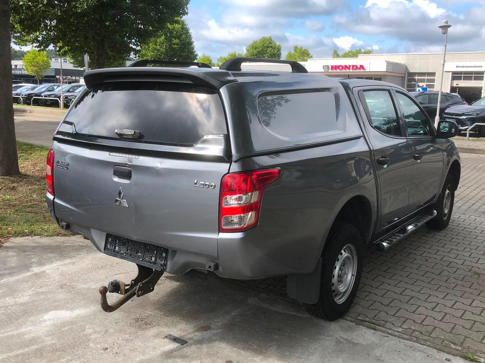Mitsubishi L200 Basis Doppelkabine 4WD