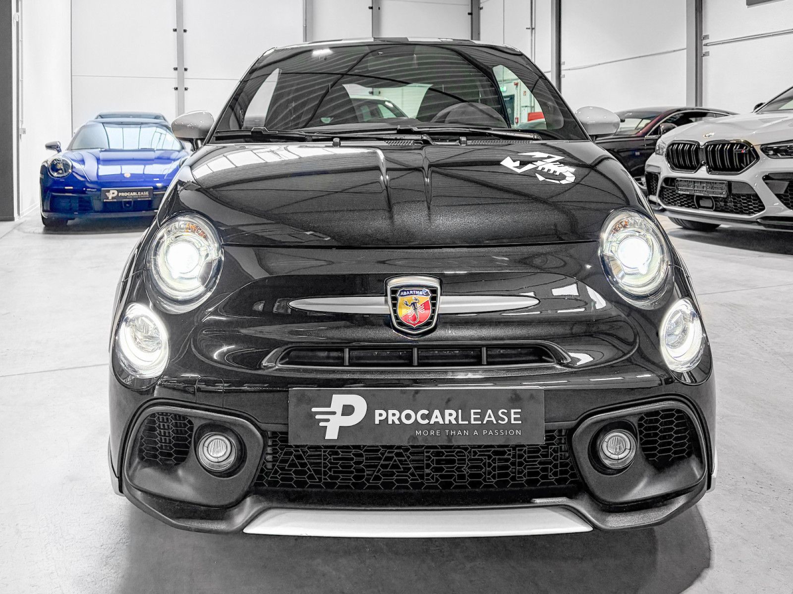 Abarth 695 695 70° ANNIVERSARIO /CARBON/ KONI/ BREMBO/  imagem 3
