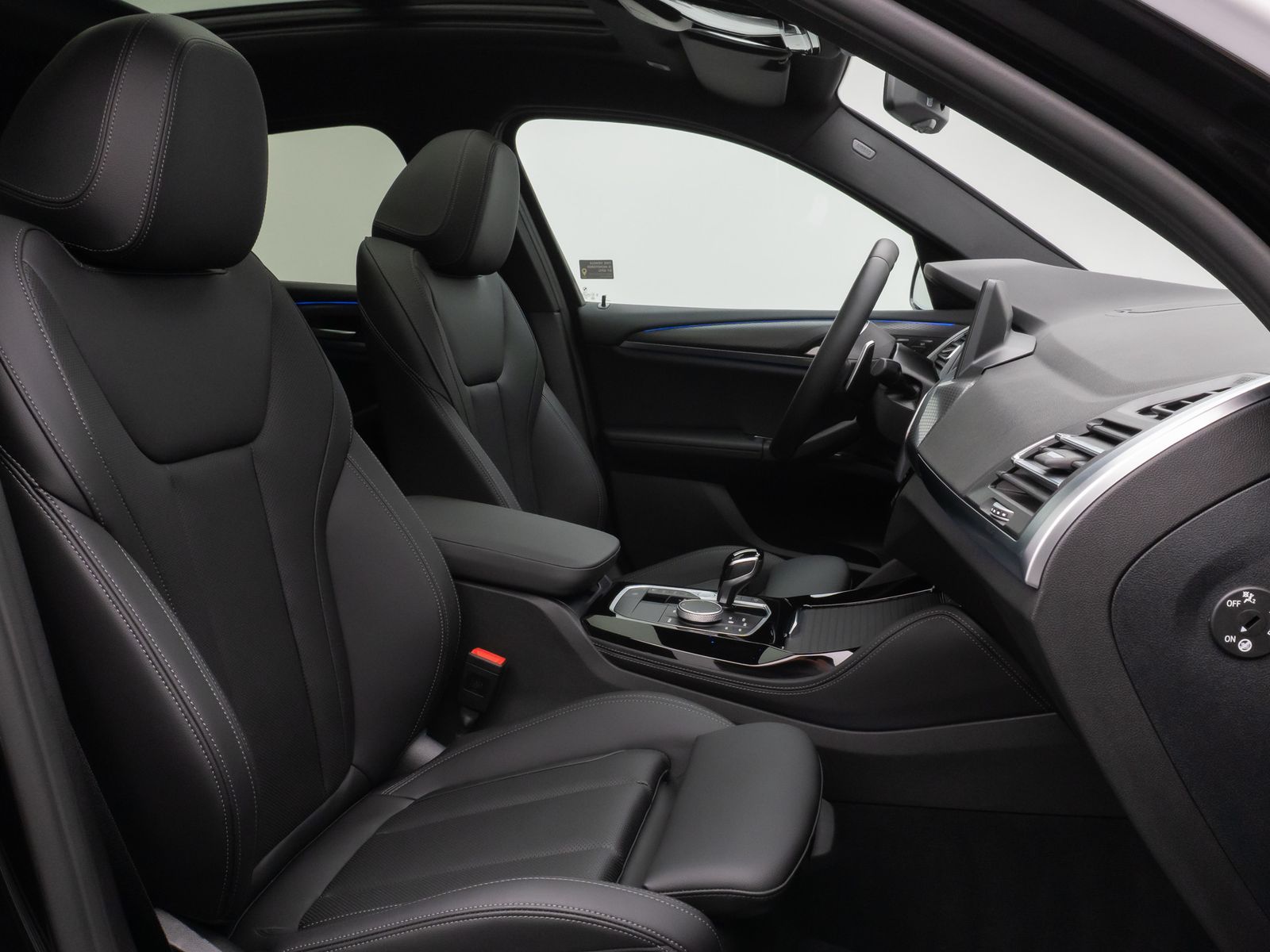 Fahrzeugabbildung BMW X4 xD20i M Sport Panorama Kamera Laser HUD HiFi