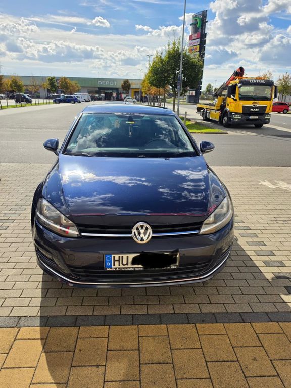 Image of Volkswagen Golf