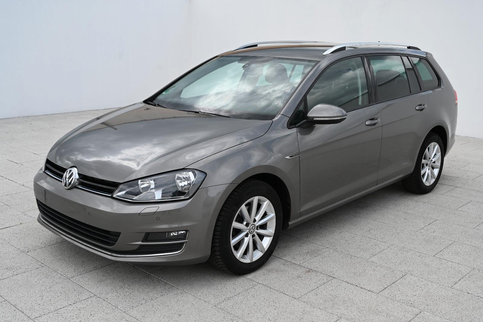 Volkswagen Golf VII 1.6TDI 81KW Lounge 6/2015