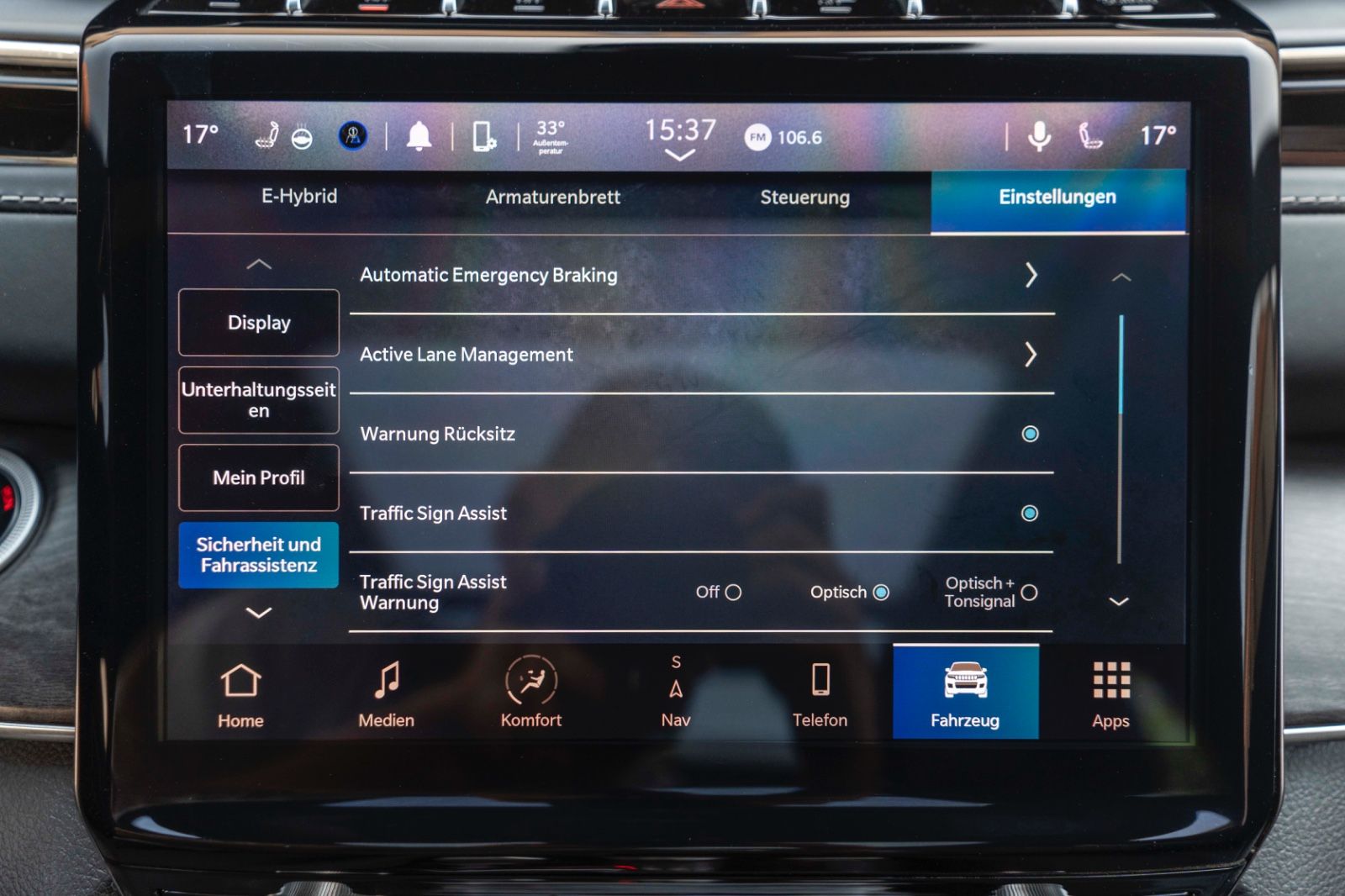 Fahrzeugabbildung Jeep Grand Cherokee 2.0 Overland 4XE McIntosh LED ACC