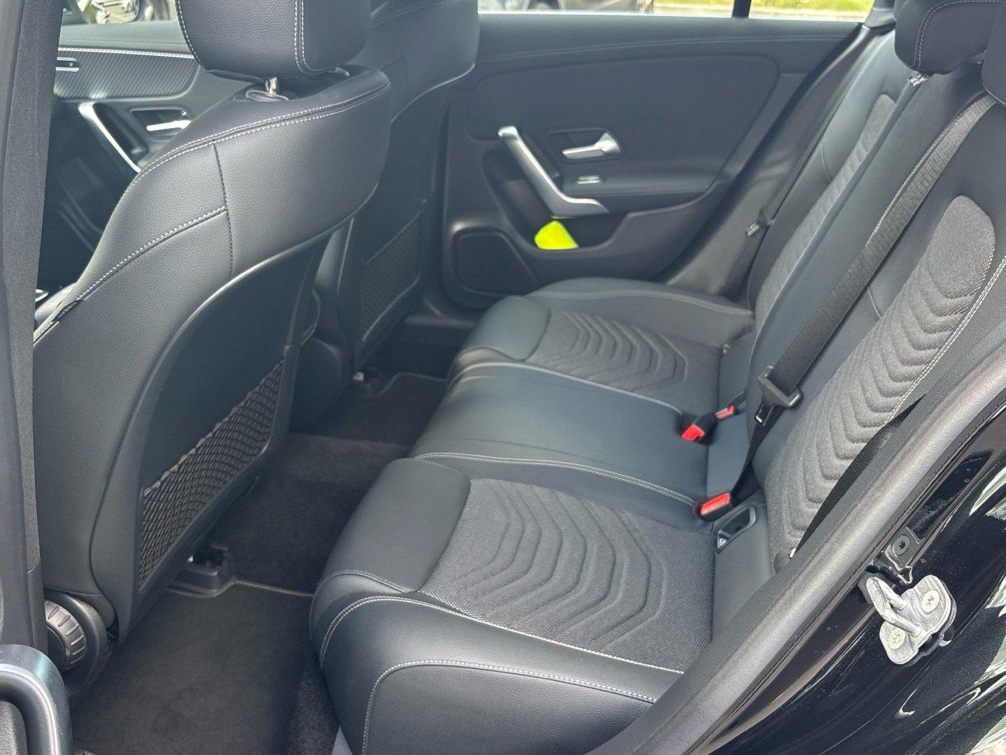 Mercedes-Benz CLA 180 SB Progressive-Advanced Winter-Paket AHK