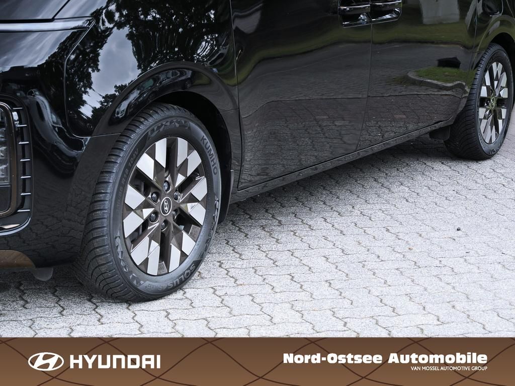Fahrzeugabbildung Hyundai STARIA 2.2 CRDi SIGNATURE PARK-PAKET SOUND BOSE