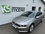 Volkswagen Passat Lim. Highline LED|19 ZOLL|DIGI TACHO|NAVI - gebrauchte VW Passat aus dem Jahr 2015