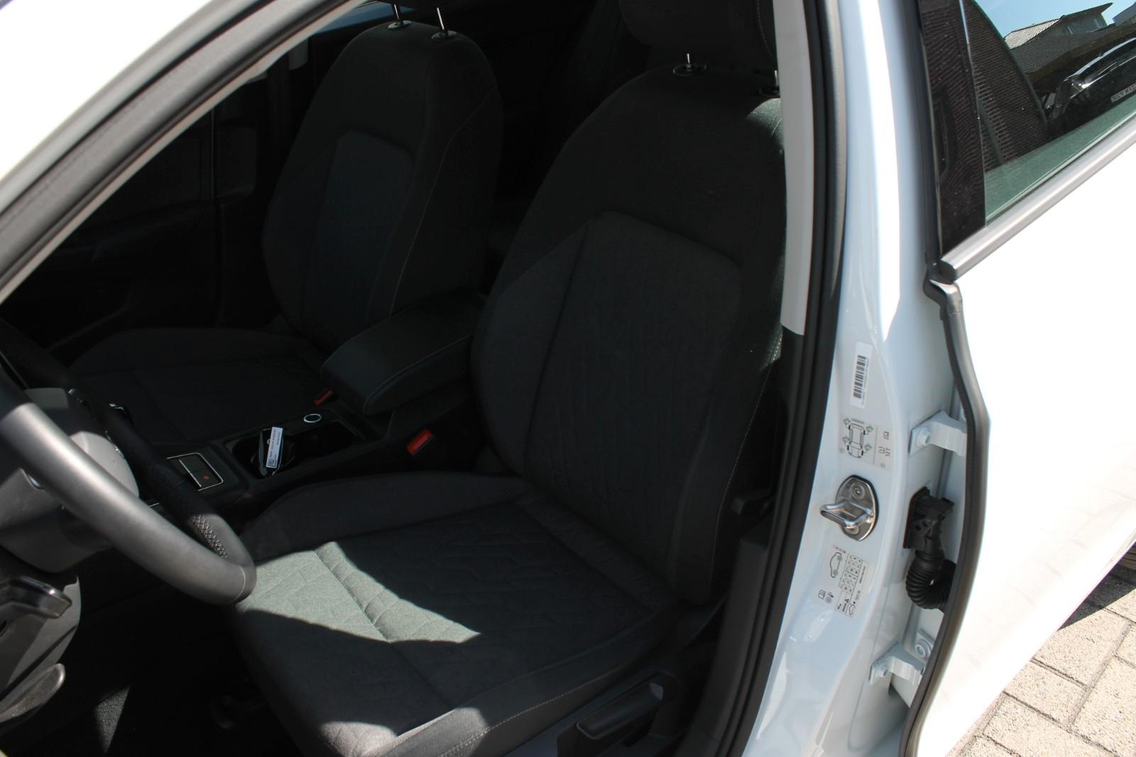 Volkswagen Golf VIII Lim. 1.5 TSI Life-Navi-AHK, миниатюра 12