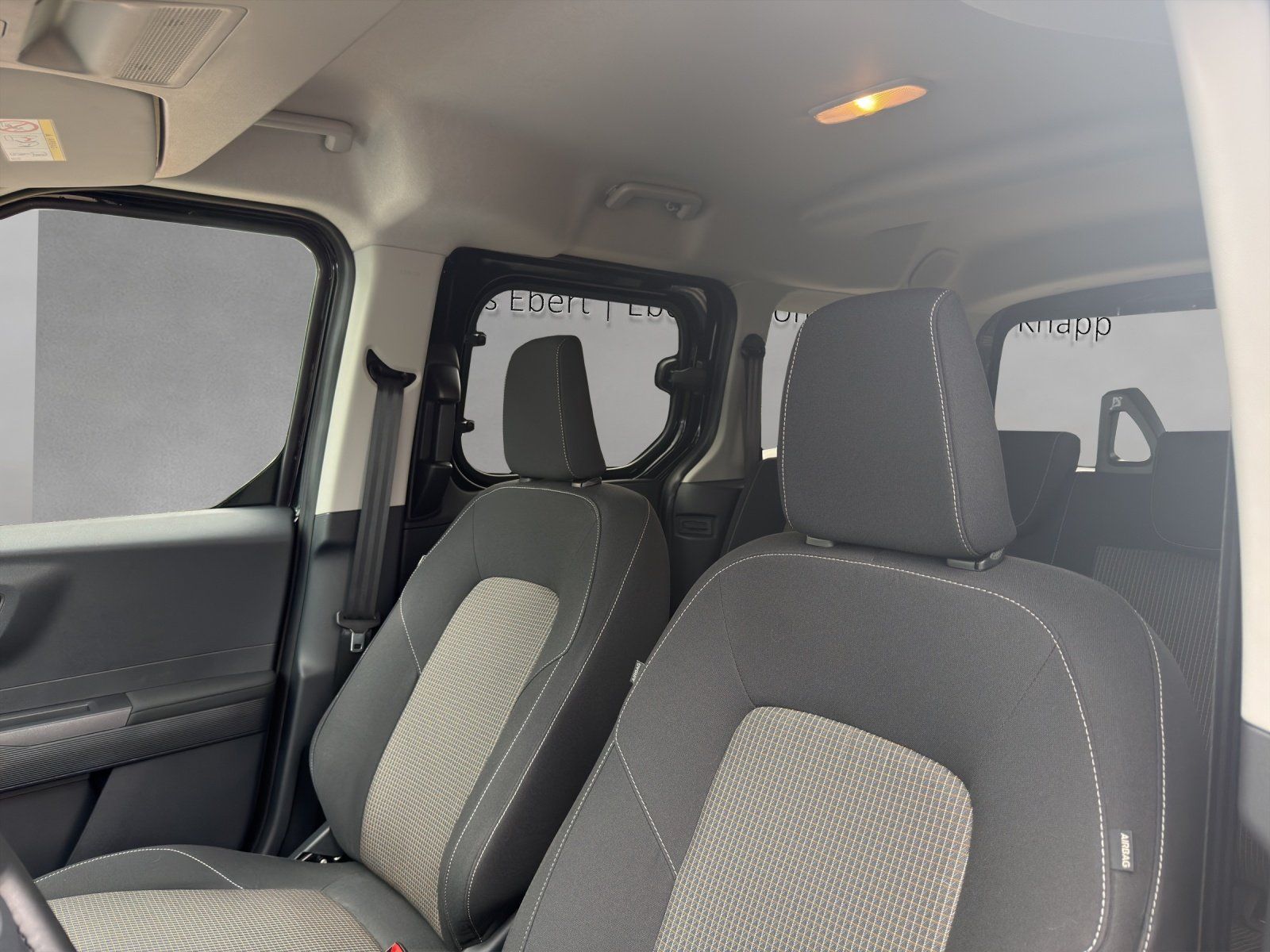 Fahrzeugabbildung Ford Tourneo Courier 1.0 Trend AHK/ACC/KAMERA/NAVI/