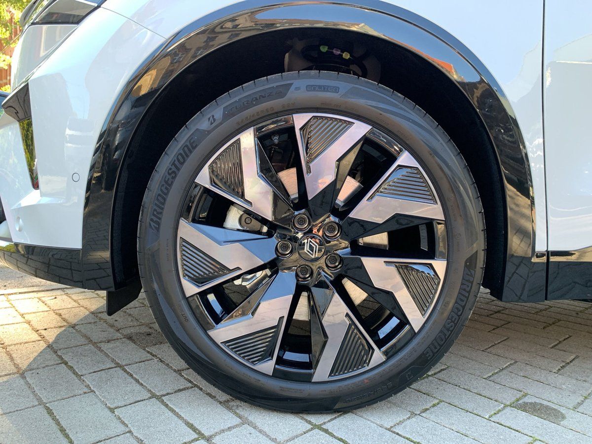 Renault Rafale - Bild 13