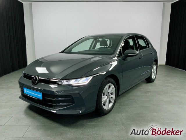 Volkswagen Golf 1.5 eTSI DSG Life Garantie 8.4.30  100.000