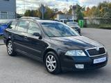 Skoda Octavia Combi Elegance 1.9 TDI EURO 4*PDC*AHK - Skoda Octavia aus 2006: Elegance