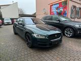 Jaguar XE Portfolio/1.Hand/Head-Up/Sitzbelüftung/360° - gebrauchte Jaguar XE aus dem Jahr 2017