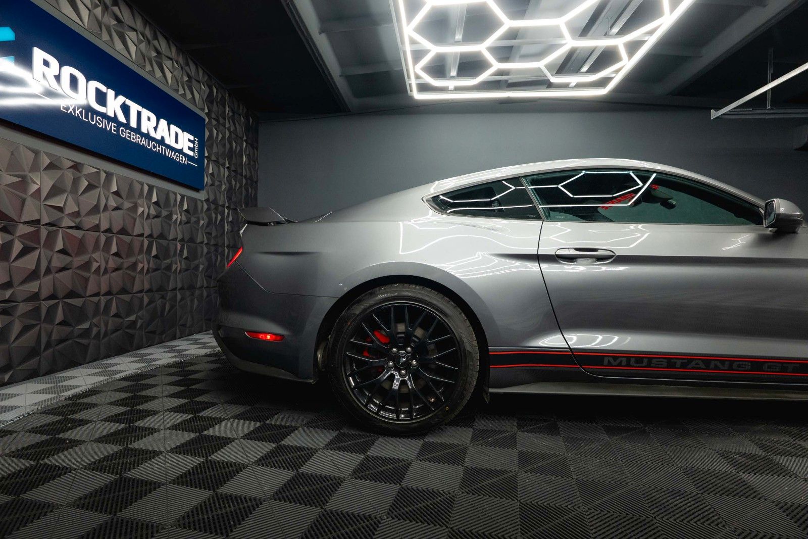 Fahrzeugabbildung Ford Mustang Shelby GT 500 5.0 V8 Performance CarPlay