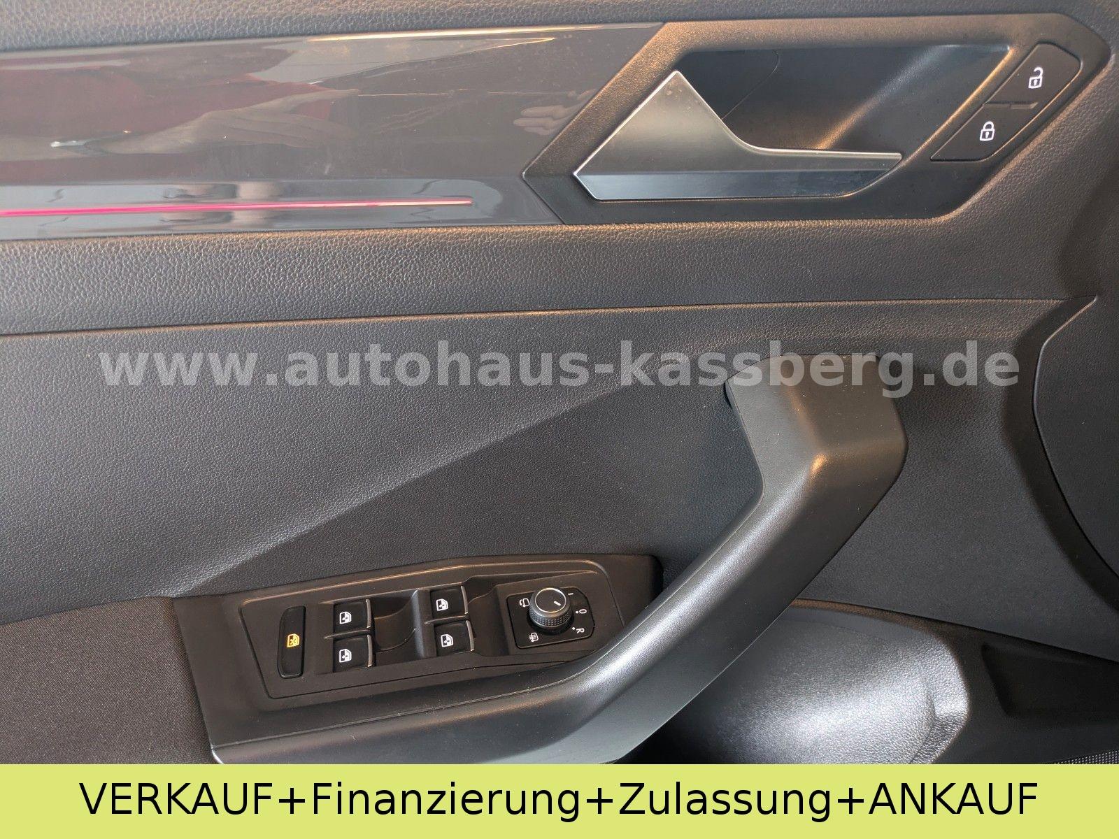 Volkswagen T-Roc 1.5 TSI Sport NAVI AHZV