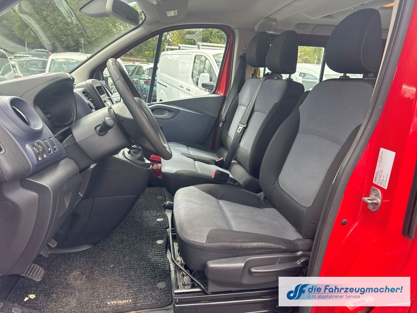Fahrzeugabbildung Opel Vivaro B Kasten Combi L1H1 2,7t *2453 *EXPORT