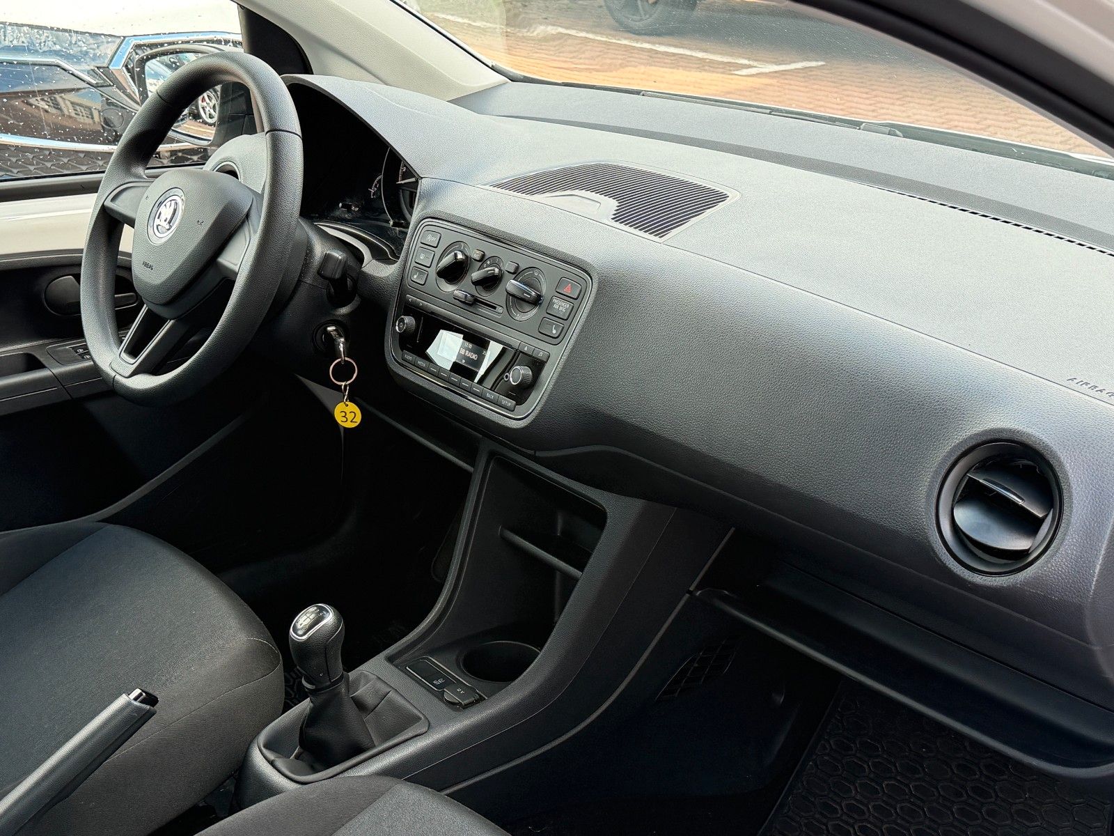 Fahrzeugabbildung SKODA Citigo 1.0 Active *Klima*Sitzhzg*Allwetter*DAB*