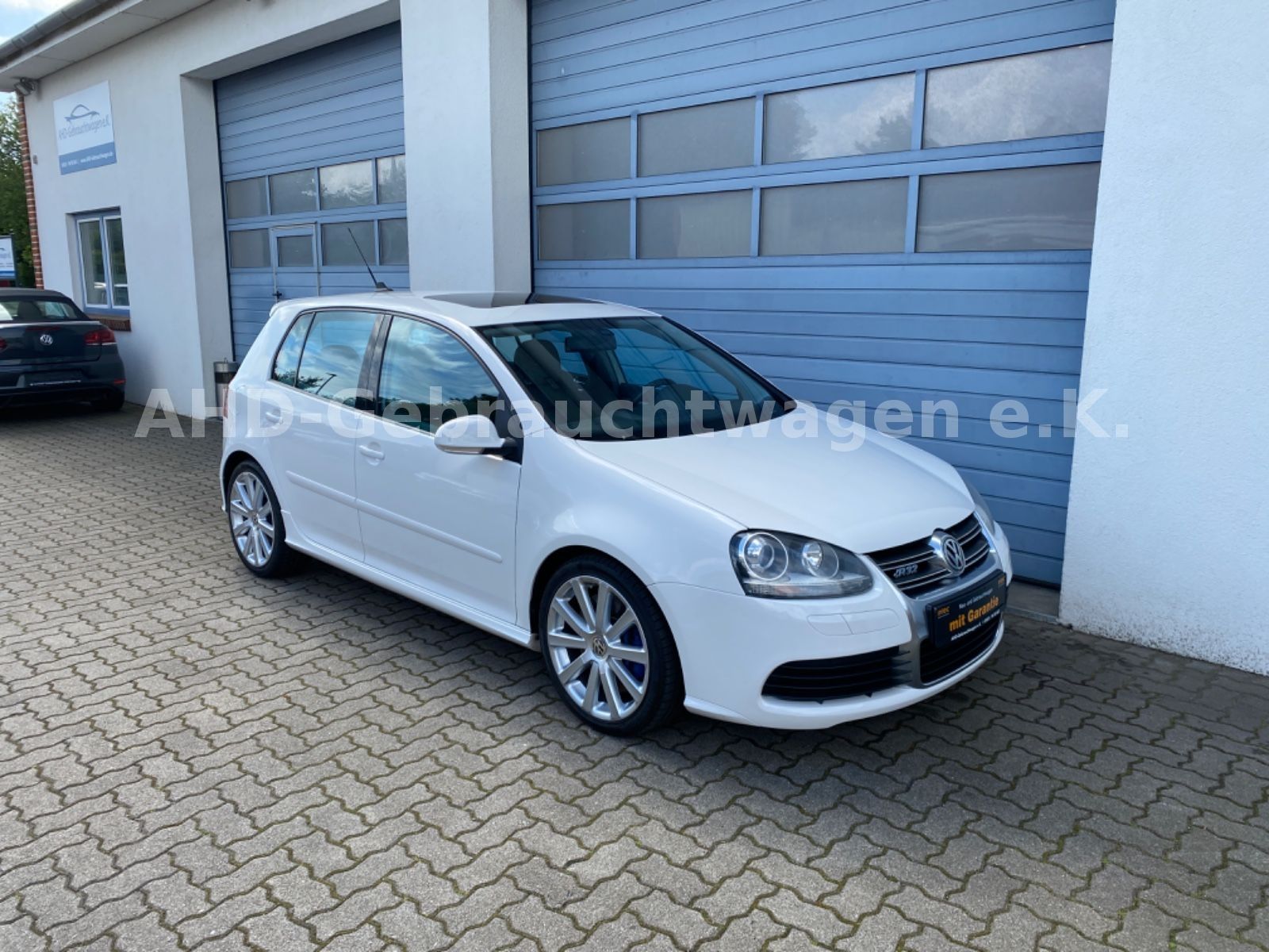 Fahrzeugabbildung Volkswagen Golf V Lim. R32