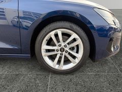 Fahrzeugabbildung Audi A3 Limousine 35 TFSI advanced S-Tronic Navi