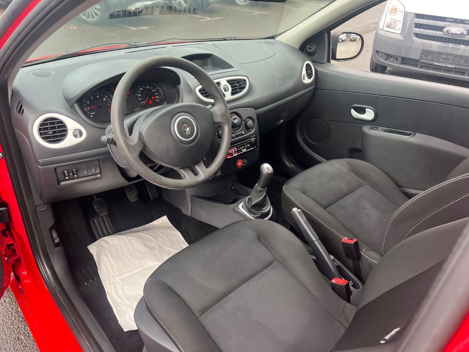 Fahrzeugabbildung Renault Clio III GPS * TÜV NEU *