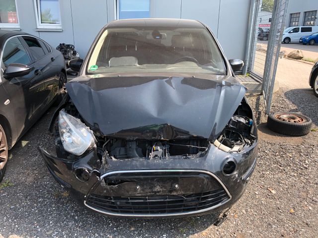 Ford S-MAX Titanium Frontschaden