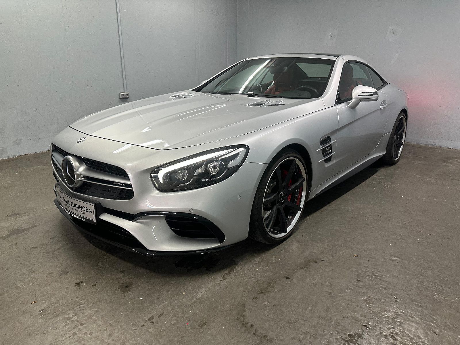 Fahrzeugabbildung Mercedes-Benz SL 63 AMG *Designo*PANORAMA*VMAX*MASSAGE*