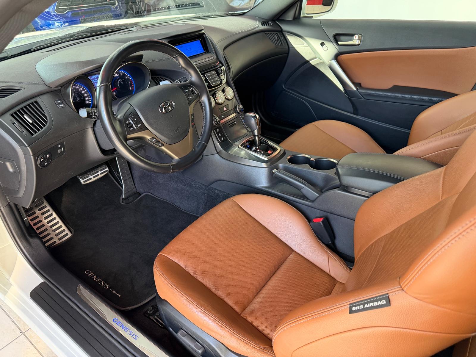 Hyundai Genesis Coupé 3.8 V6 GDI 347 ch BVA / Cuir Cognac / Xénon / Keyless / Sièges chauffants