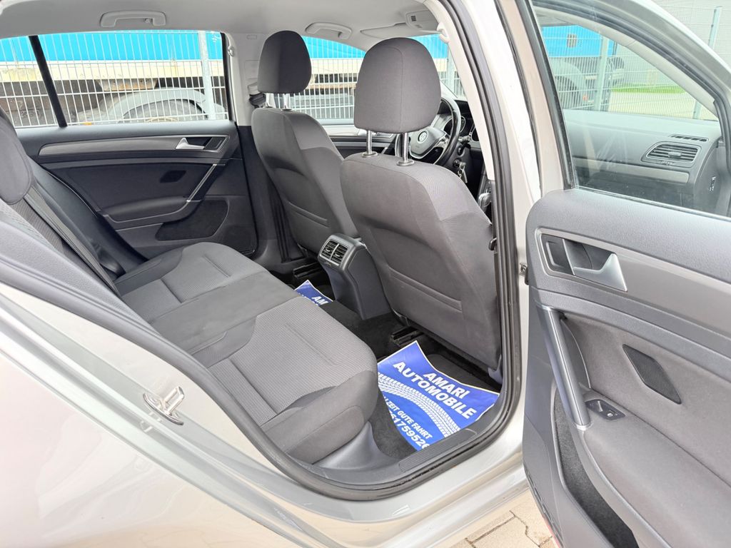VW Golf - Bild 25