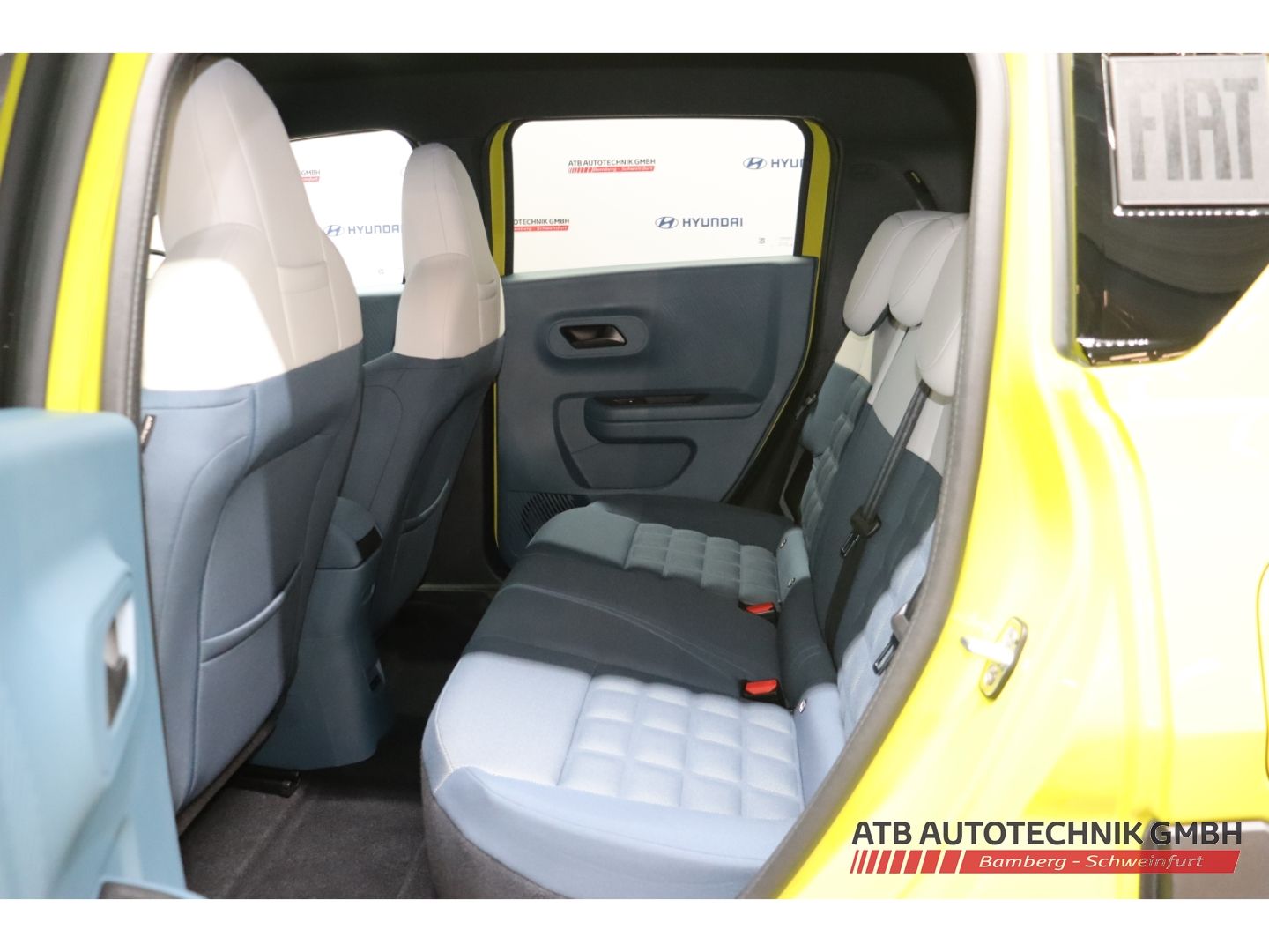 Fahrzeugabbildung Fiat Grande Panda Sonderedition EV 44 kWh Navi Digita