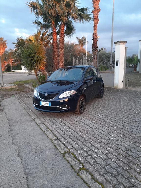 Image of Lancia Ypsilon