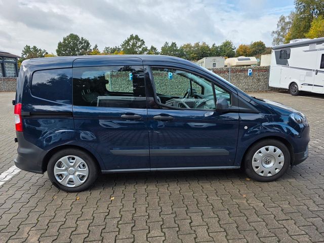 Ford Transit Courier | 5-Sitzer | AHK