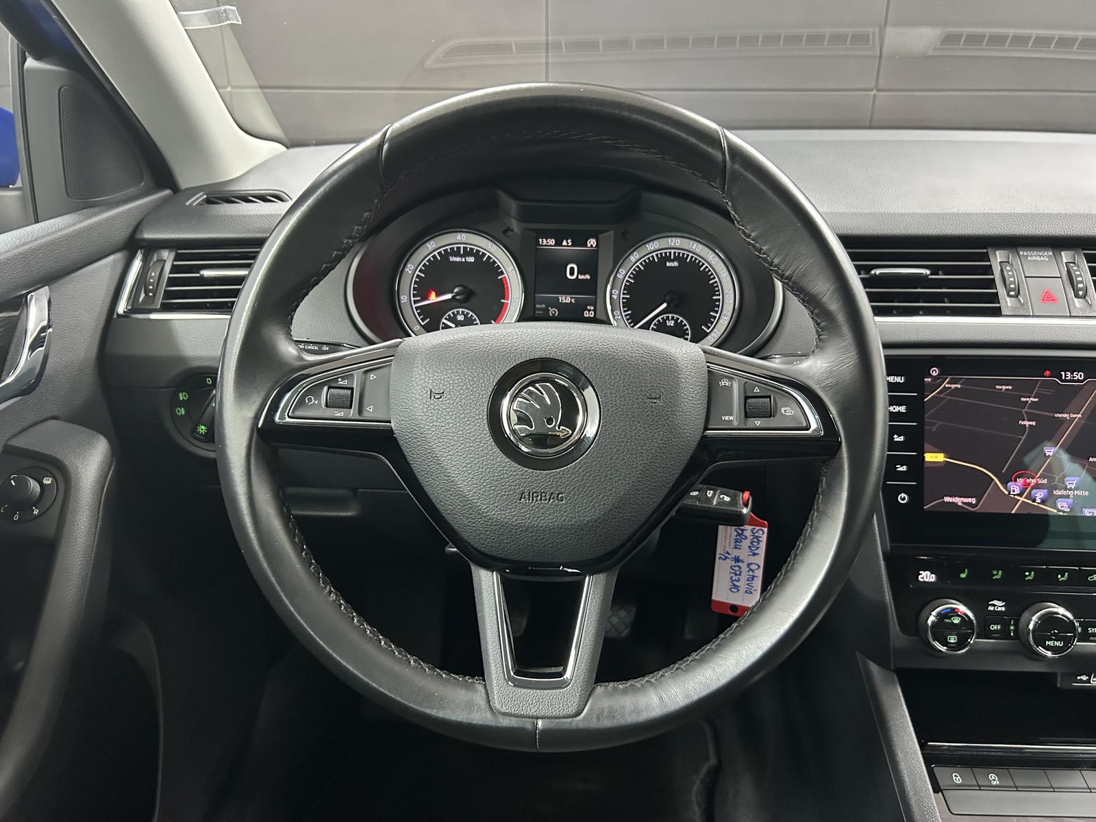 Skoda Octavia Kam+CarPlay+Navi+LED+Tempomat+Isofix