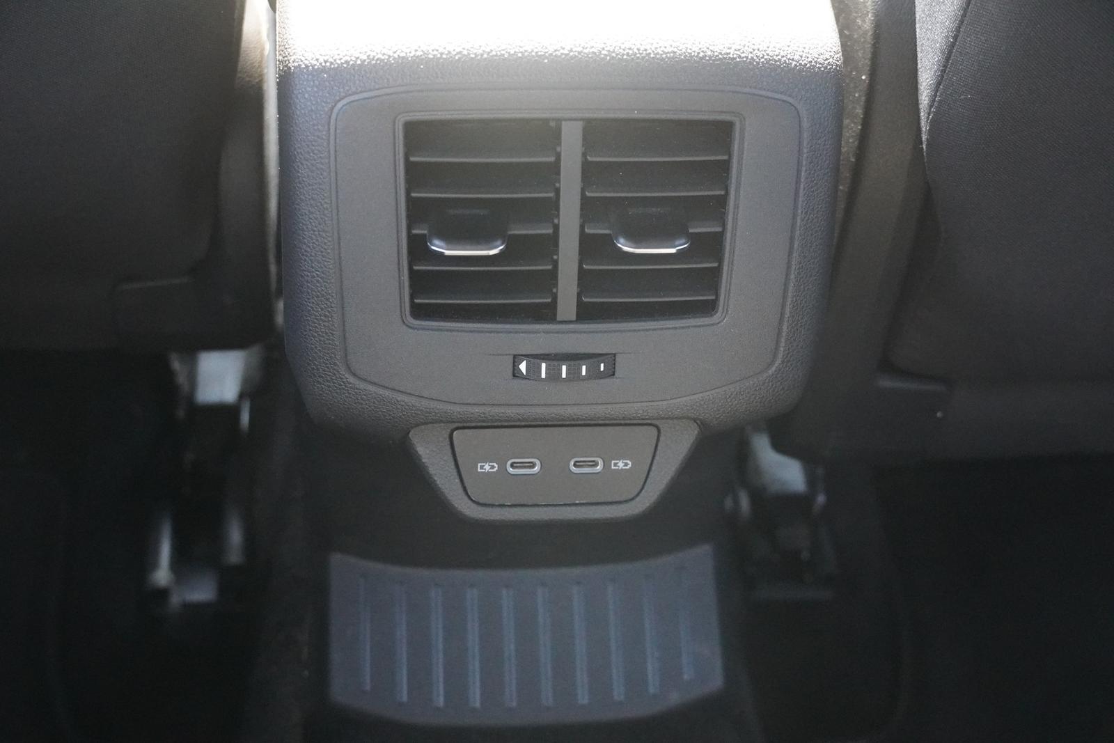 Volkswagen T-Roc 1.0 R-Line LED Navi ACC Sitzheizung Kamera, миниатюра 28