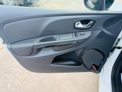 RENAULT Clio IV Luxe*Scheckheft*1.Hand*Tempomat*Navi